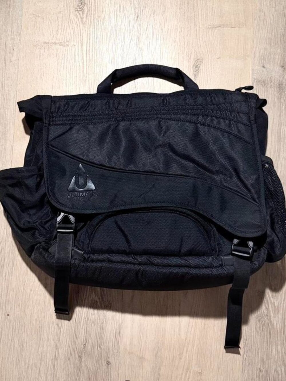 Ultimate Direction Technical Messenger Bag